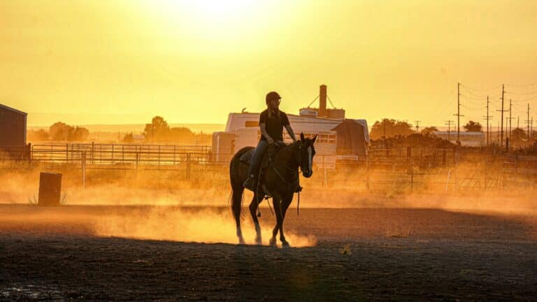 5 Barrel Racing Warm-Up Mistakes That Cost Time